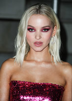 Dove Cameron longsleeve t-shirt #3726092