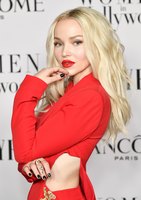 Dove Cameron longsleeve t-shirt #3930887