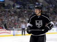 Drew Doughty Sweatshirt #2372284