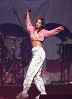 Dua Lipa Longsleeve T-shirt #2919735