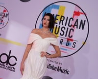 Dua Lipa mug #G2405838
