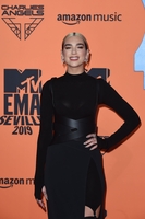 Dua Lipa Sweatshirt #3919211