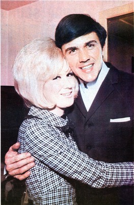 Dusty Springfield Poster 2595932