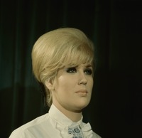 Dusty Springfield Longsleeve T-shirt #2595990