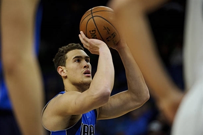 Dwight Powell Poster 3438069