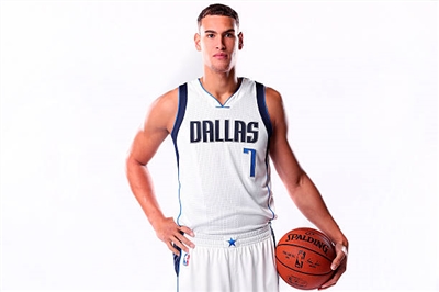 Dwight Powell Poster 3438096