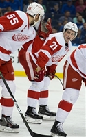 Dylan Larkin tote bag #G1797078