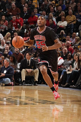 E'Twaun Moore posters