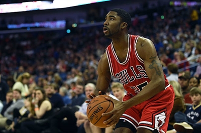 E'Twaun Moore posters