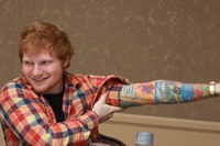 Ed Sheeran Longsleeve T-shirt #2363283