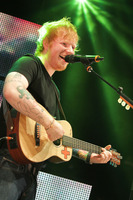 Ed Sheeran Longsleeve T-shirt #2522888