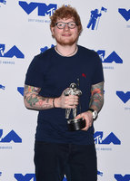 Ed Sheeran Longsleeve T-shirt #2970978