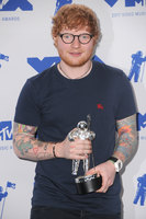 Ed Sheeran Longsleeve T-shirt #2971034