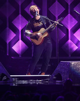 Ed Sheeran Longsleeve T-shirt #2971316