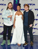 Ed Sheeran Longsleeve T-shirt #2971386