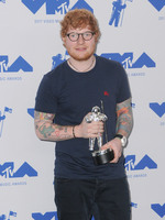 Ed Sheeran Longsleeve T-shirt #2971394