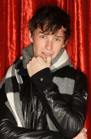 Eddie Redmayne Longsleeve T-shirt #2206686