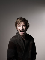 Eddie Redmayne Longsleeve T-shirt #2206691