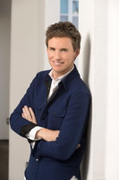Eddie Redmayne Longsleeve T-shirt #3670663