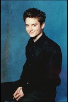 Elijah Wood longsleeve t-shirt #2199665