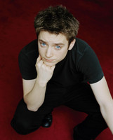 Elijah Wood longsleeve t-shirt #2218018