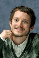 Elijah Wood Sweatshirt #2271872