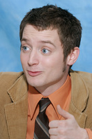 Elijah Wood Sweatshirt #2281621