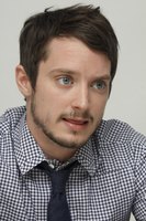 Elijah Wood longsleeve t-shirt #2287440