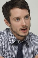 Elijah Wood longsleeve t-shirt #2287447