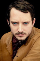 Elijah Wood longsleeve t-shirt #3680473