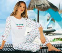 Elisandra Tomacheski Longsleeve T-shirt #2168104