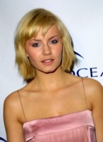 Elisha Cuthbert Longsleeve T-shirt #1316836