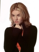 Elisha Cuthbert Longsleeve T-shirt #1316993