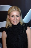 Elisha Cuthbert Longsleeve T-shirt #1460742