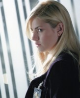 Elisha Cuthbert Longsleeve T-shirt #1524634