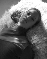 Elizabeth Berkley Longsleeve T-shirt #2076855