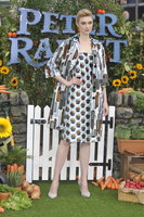 Elizabeth Debicki longsleeve t-shirt #3162416