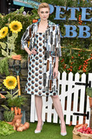 Elizabeth Debicki longsleeve t-shirt #3169691