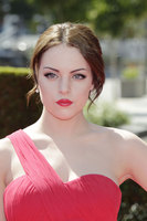 Elizabeth Gillies t-shirt #2368276