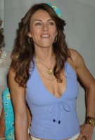 Elizabeth Hurley mug #G98739