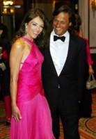 Elizabeth Hurley longsleeve t-shirt #1300386