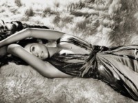 Elizabeth Hurley Tank Top #1510414