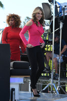 Elizabeth Hurley tote bag #G1353335