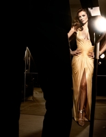 Elizabeth Hurley t-shirt #3876619