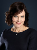 Elizabeth McGovern mug #G417532