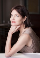 Elizabeth McGovern longsleeve t-shirt #2157647