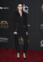 Elizabeth Olsen longsleeve t-shirt #2888422