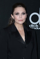 Elizabeth Olsen longsleeve t-shirt #2888427