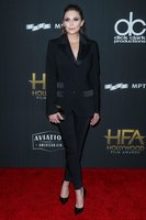 Elizabeth Olsen longsleeve t-shirt #2888438