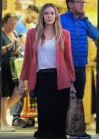 Elizabeth Olsen tote bag #G1324678